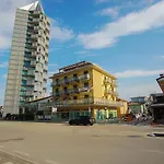 Quito Residence Movida E Spiaggia